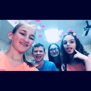 Meet your Posher, Monica